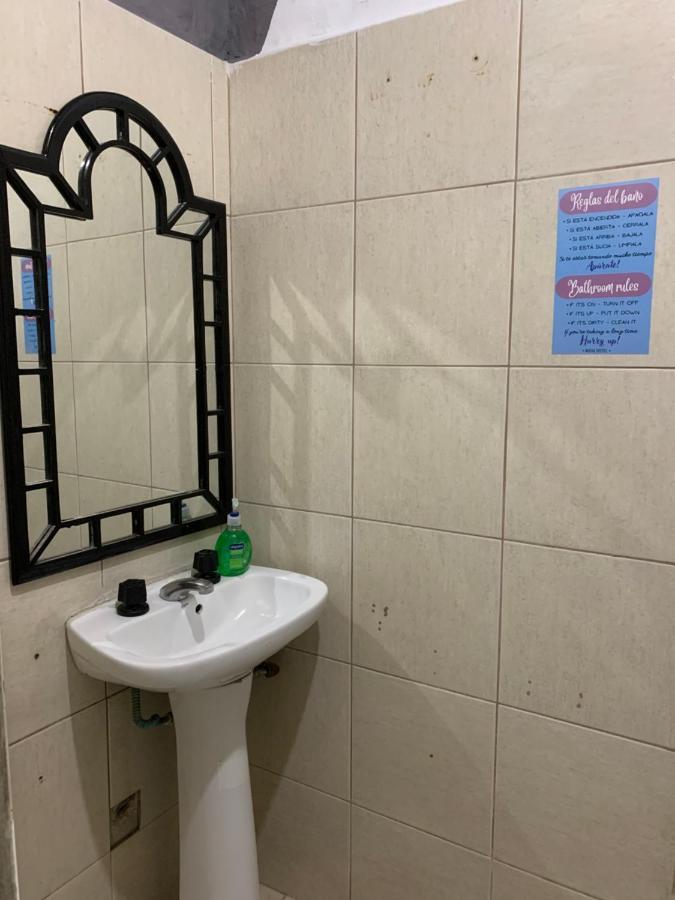 Mibaq Palermo Hostel บัวโนสไอเรส ภายนอก รูปภาพ